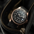 2020-04-steinhart-ocean-one-42-gold-kautschuk-8.1582559294.jpg