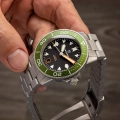 Tugela-green-in-hand.webp