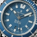 triton_30atm_blue_03.1522927948.jpg