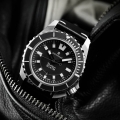 2018-08-steinhart-trition-30-atm-black-and-blue-19-14.1522927953.jpg